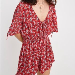 UO Crinkled Floral Romper
